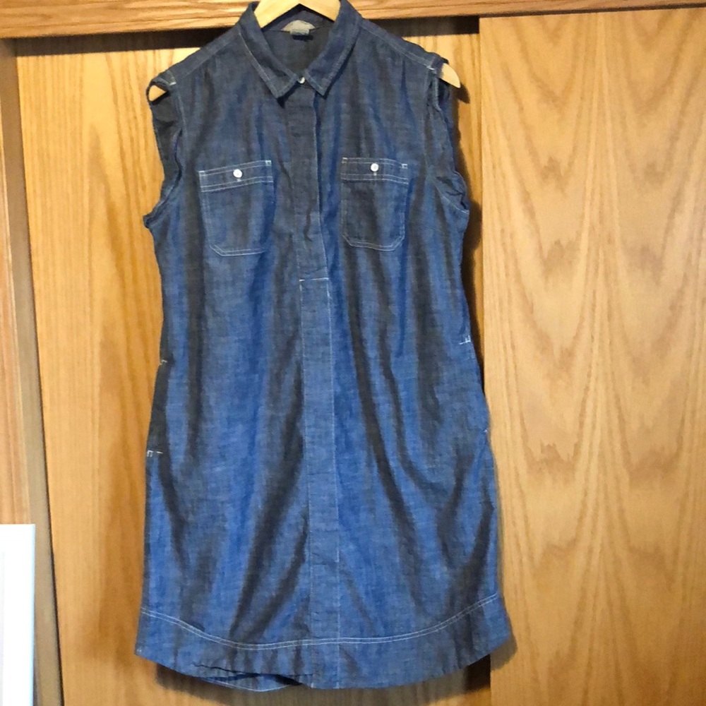 2/$25 Collared sleeveless tunic/dress